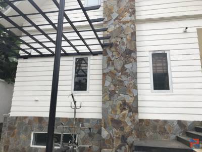 Đá rối tự nhiên ốp cột ống khói