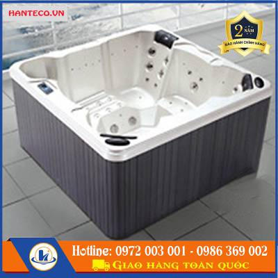 Bồn tắm Jacuzzi 4 người