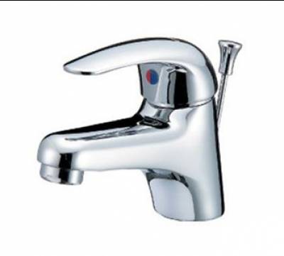 Vòi Lavabo nóng lạnh Caesar BT260C